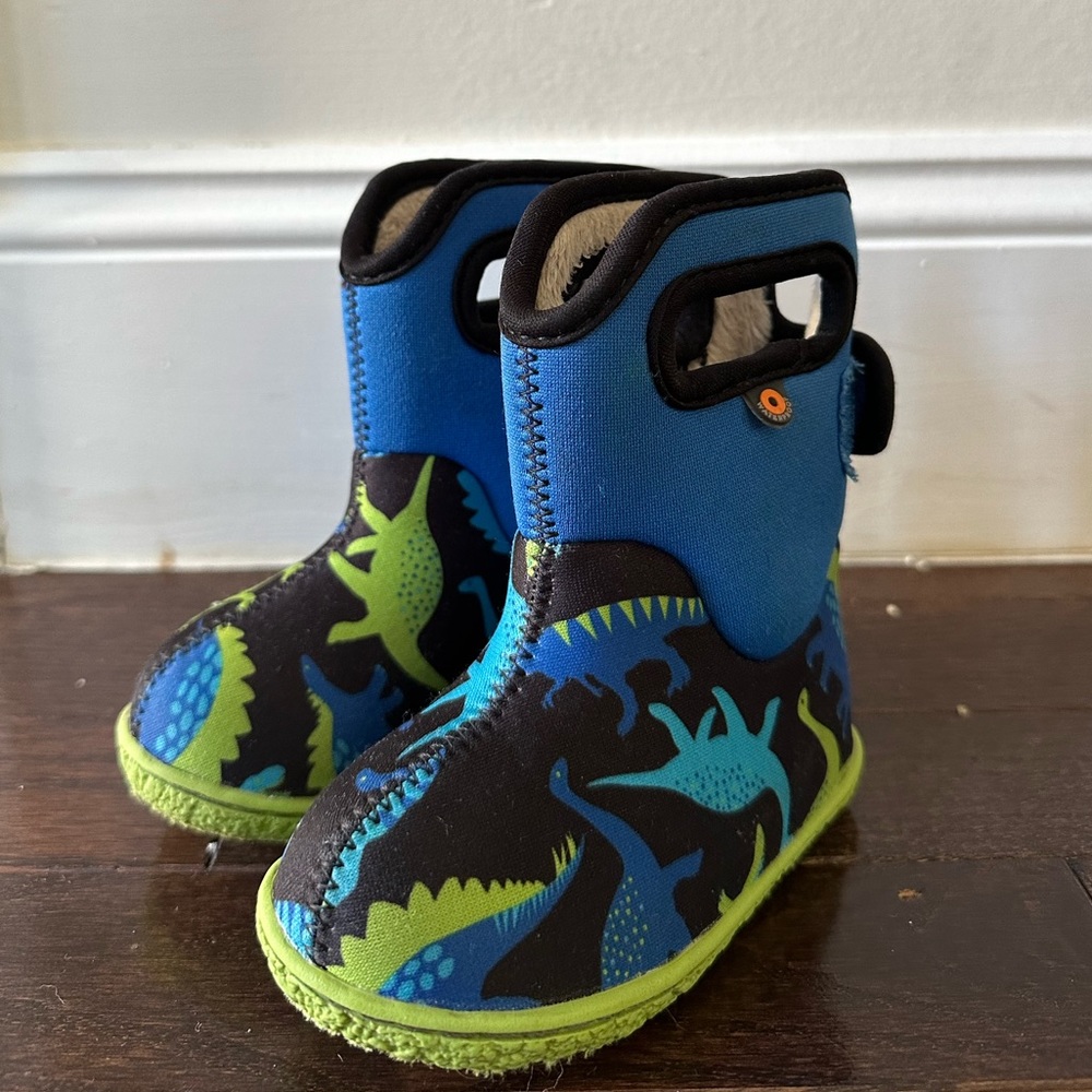 Baby Bogs size 4